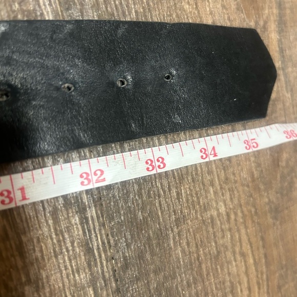 Emanuelle XS vintage gold heavy buckle  Black Belt with holes throughout GUC - Picture 9 of 10